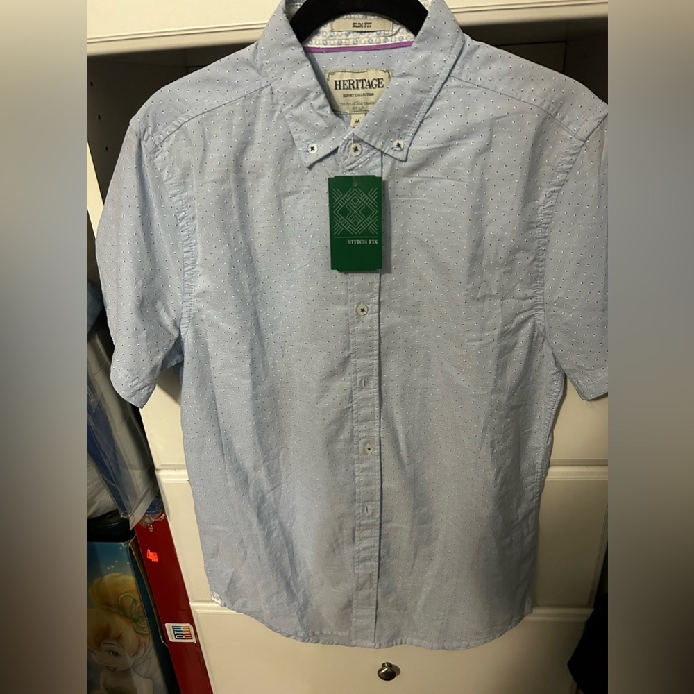 Stitch Fix Cotton short sleeve cotton collared light blue men’s shirt in medium